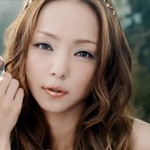 CM「KOSE ESPRIQUE コーセー エスプリーク」の曲「Neonlight Lipstick ／ 安室奈美恵」